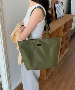 캐빈 나일론 숄더백 카키