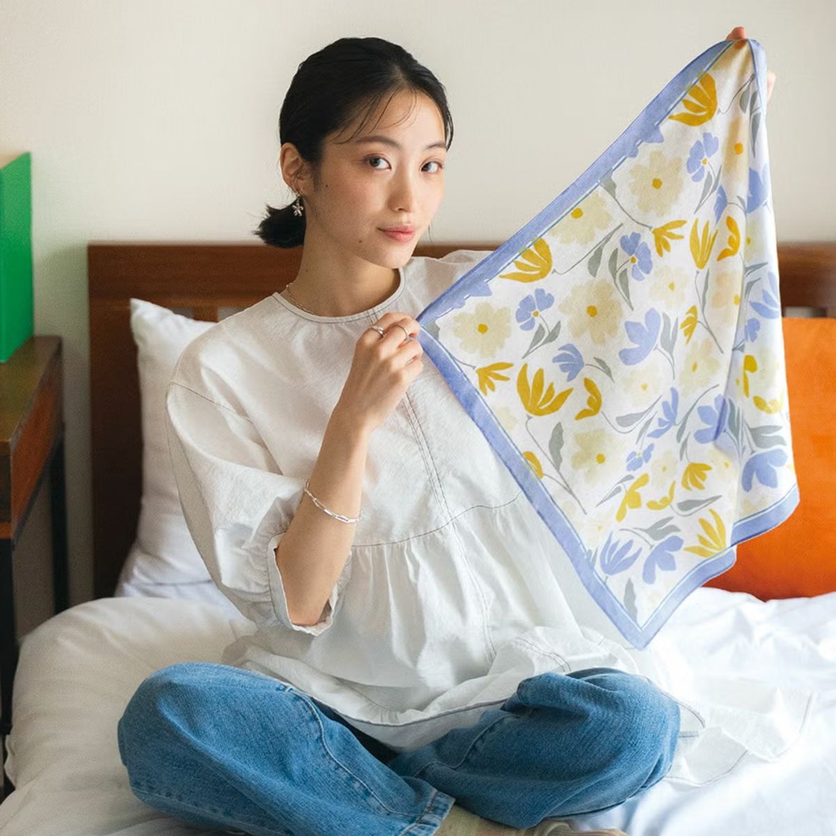 더블유피씨(W.P.C) 라지 손수건 H24-204