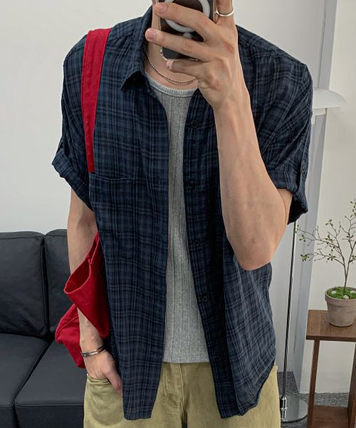CHECK ROLL-UP HALF SHIRT (NAVY)