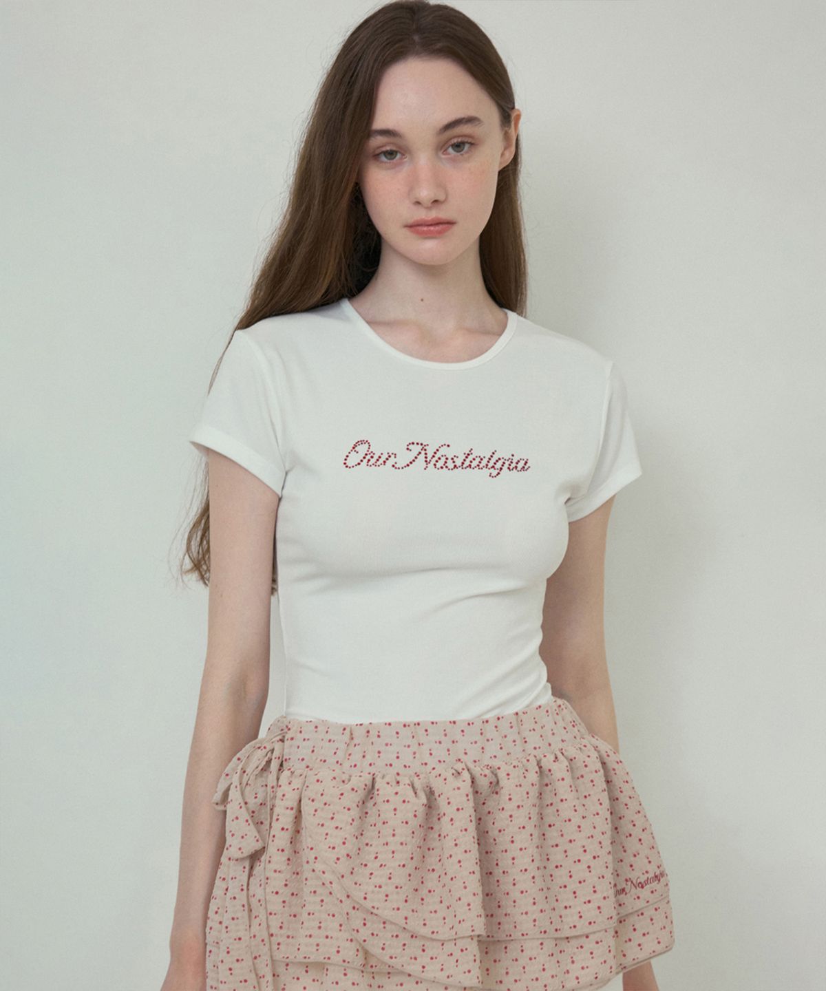 아우어노스텔지아(OURNOSTALGIA) Logo cubic t-shirt_Ivory(O25-TP13)