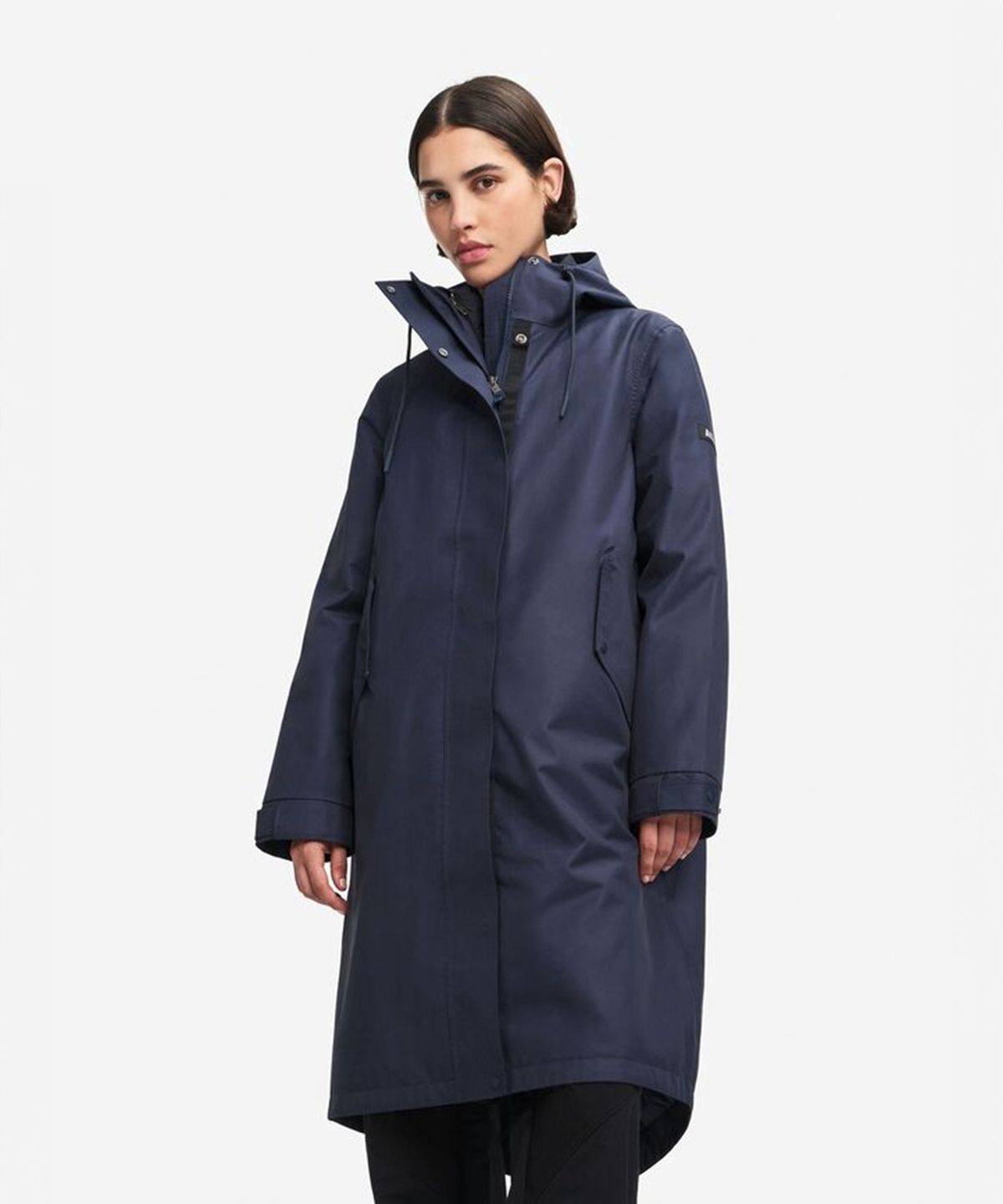 에이글(Aigle) 여성 피시테일 MTD 롱 파카 AIW25WOUT004EMP