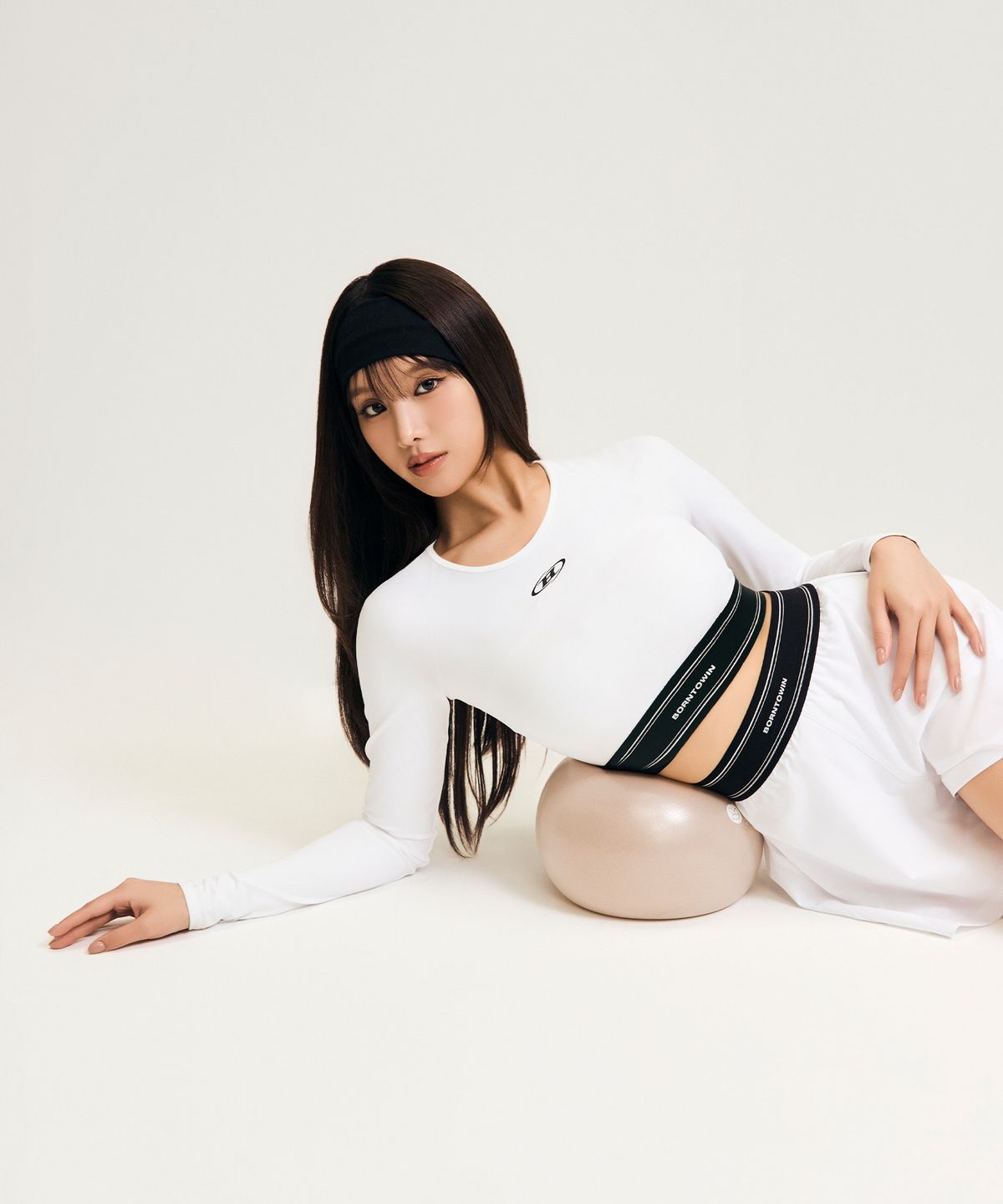 본투윈(BORN TO WIN) W DOUBLE LINE BAND LONG SLEEVE [WHITE]