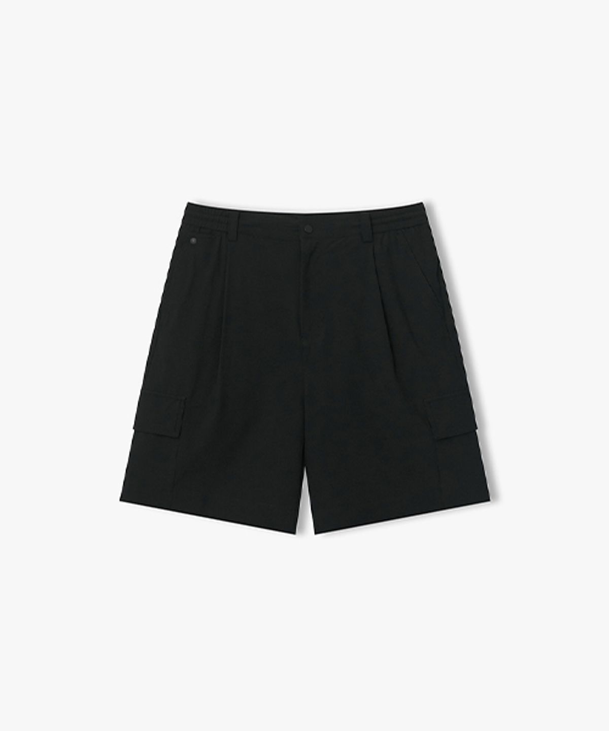 리버클래시(LIBERCLASSY) [26SS] LMM23755 블랙 원턱 카고 하프 팬츠