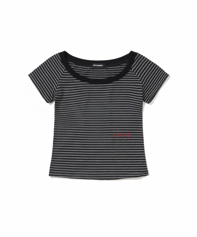 W Open Shoulder Stripe T-Shirts - Black