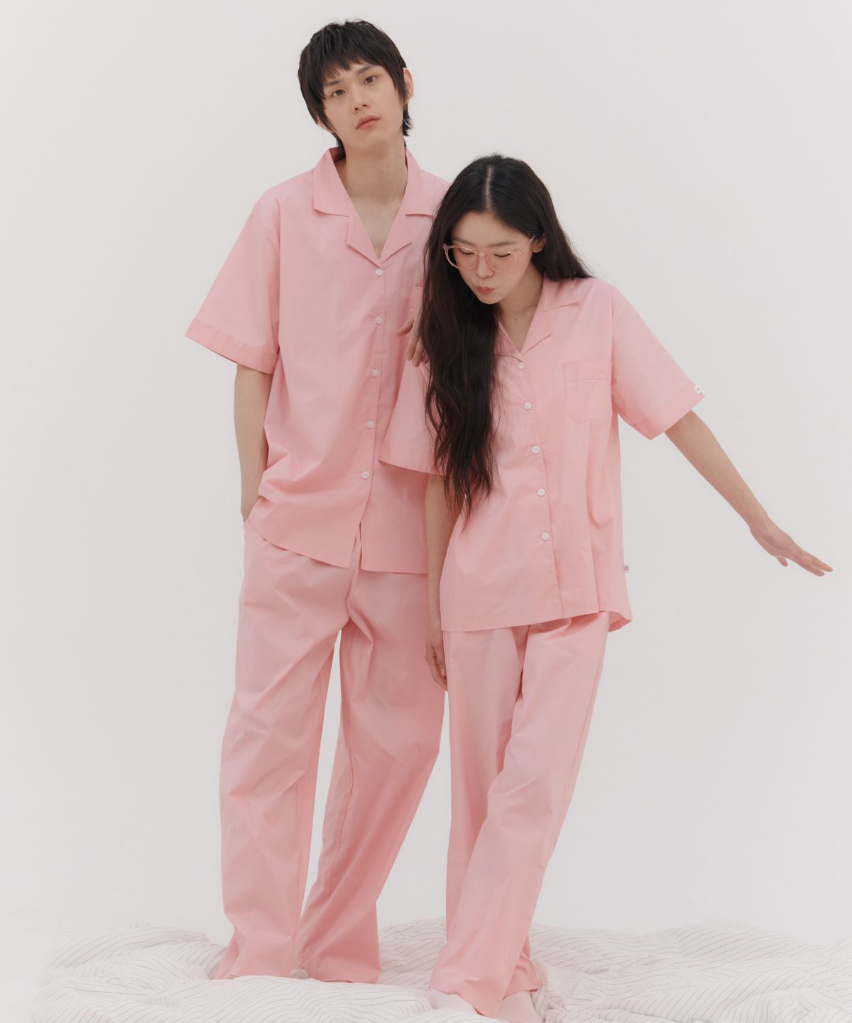 오프아워(OFFHOUR) [2SET] 퓨어시트 스쿱베리 반팔 긴바지 잠옷 세트