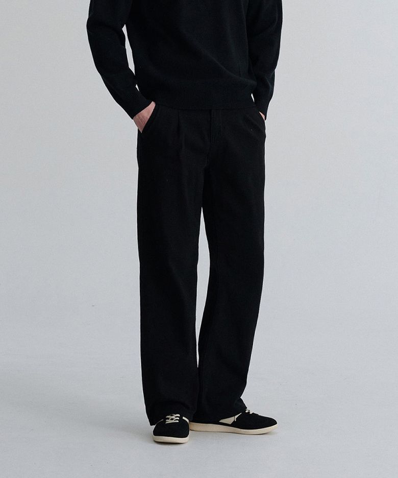 원턱 세미 와이드 치노 팬츠 (Black)