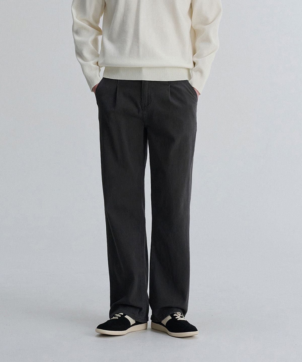 크레드먼스(CREEDMENS) 원턱 세미 와이드 치노 팬츠 (Charcoal)