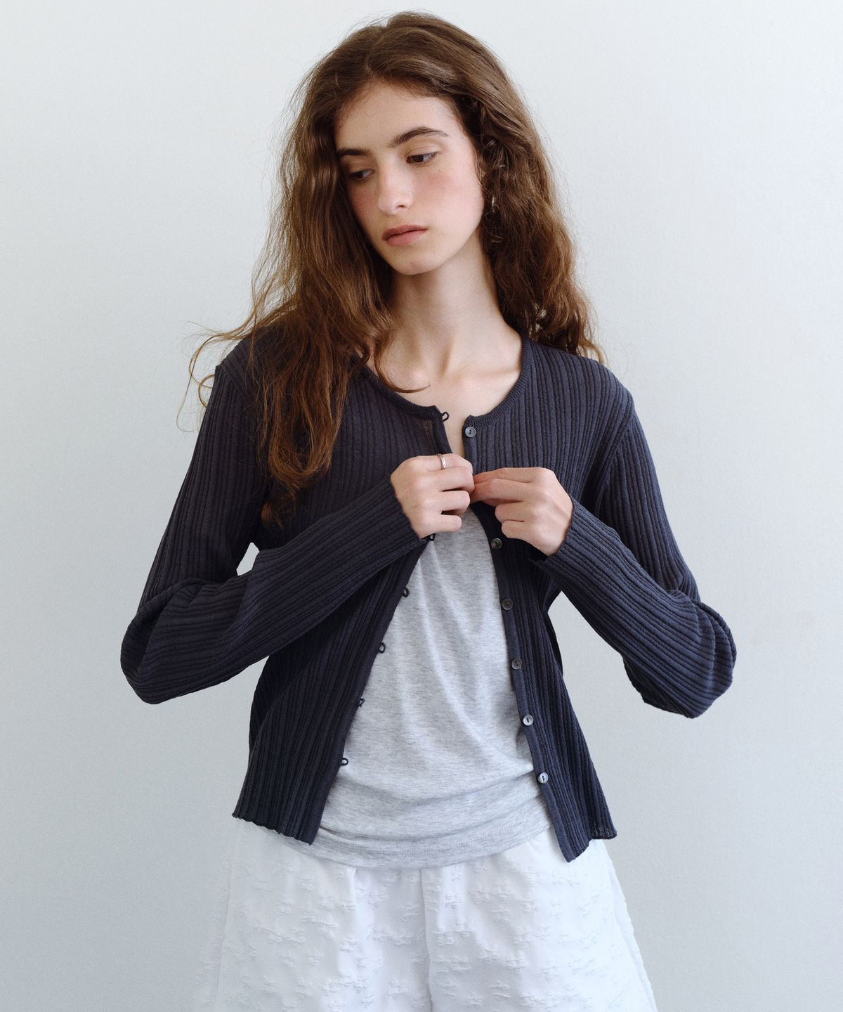 유라고(URAGO) Button loop ribbed cardigan