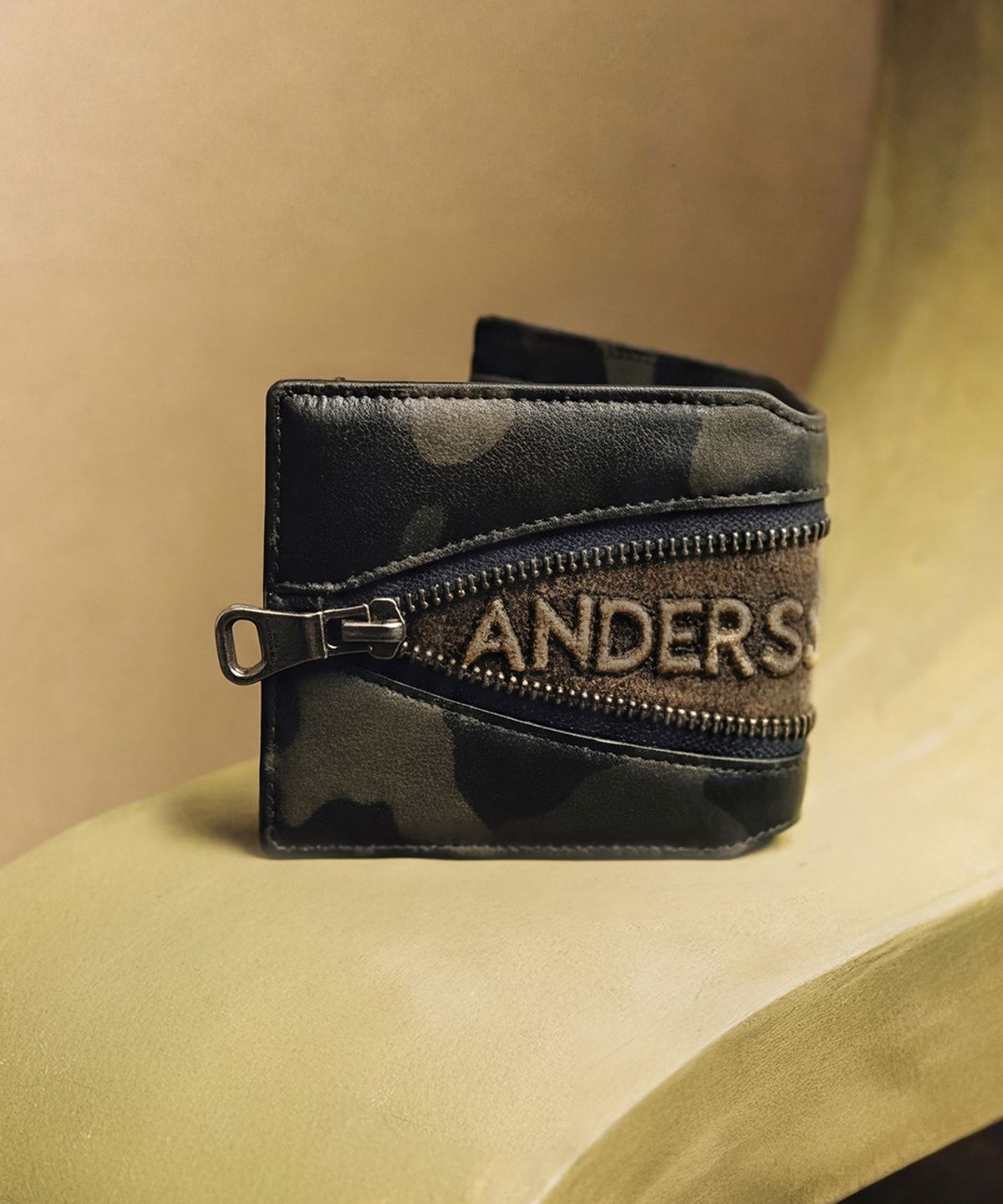 앤더슨벨(ADSB ANDERSSON BELL) CAMOUFLAGE LEATHER ZIP WALLET aaa548u(GREEN)
