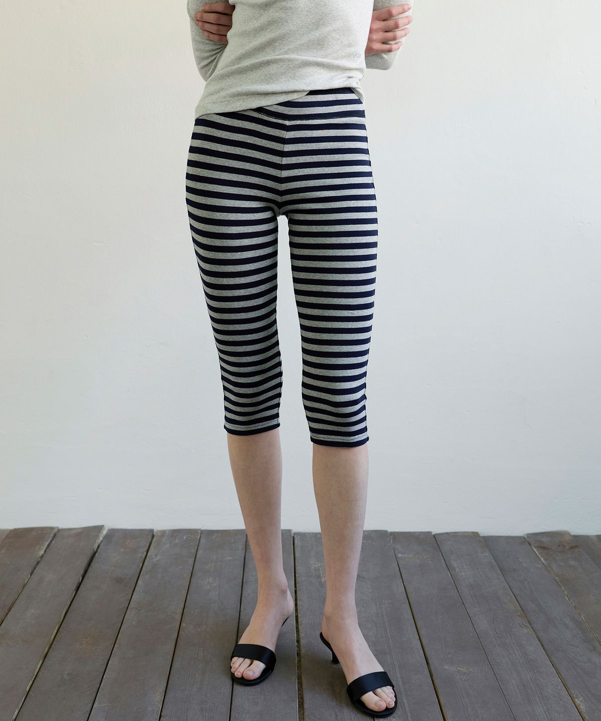 아옵트(AOPT) CAPRI RIBBED LEGGINGS - STRIPE