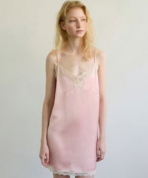 LACE SLIP MINI DRESS - PINK