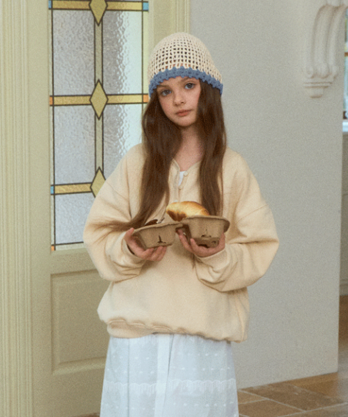 꺄르르르(KKRRRRR) Henley neck sweatshirt_begie