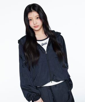 우먼스 글로시 셔링 윈드 자켓 블랙 SDFJWCQ53BLK