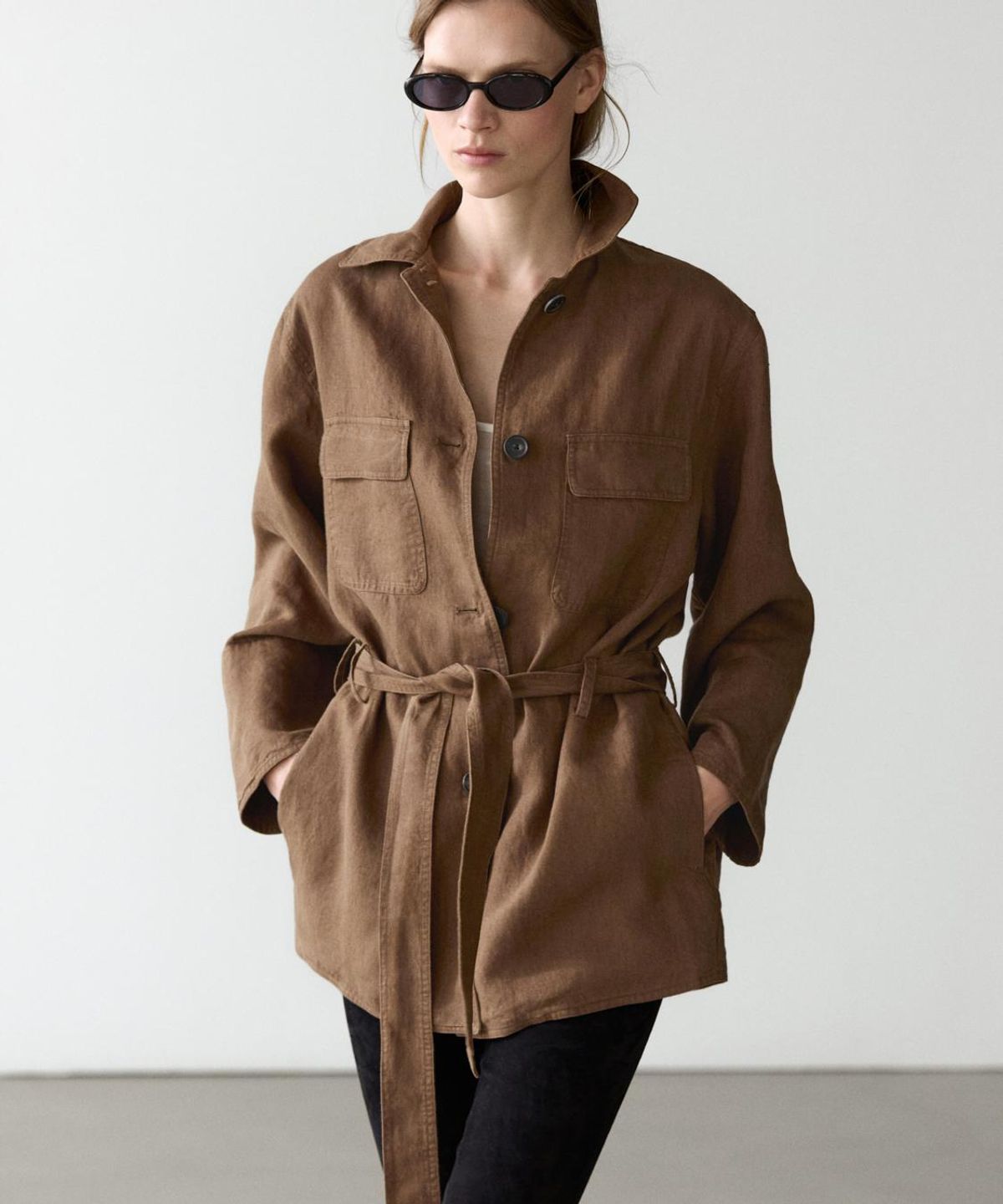 마시모두띠(MASSIMO DUTTI) 벨트 디테일 포켓 린넨 블레이저