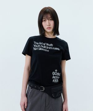 빈티지 크랙 타이포 레귤러핏 티셔츠 - BLACK