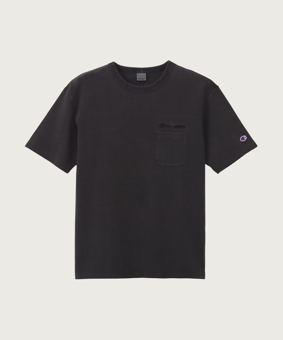 챔피온(CHAMPION) 피그먼트 다잉 포켓 반팔 티셔츠 Off Black
