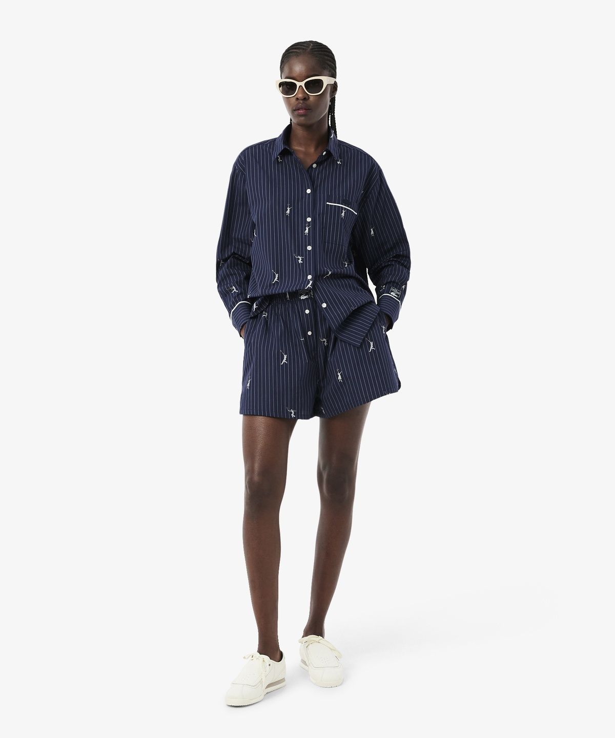 라코스테(LACOSTE) 여성 자수 포인트 스트라이프 쇼츠 FF1034-56G 525
