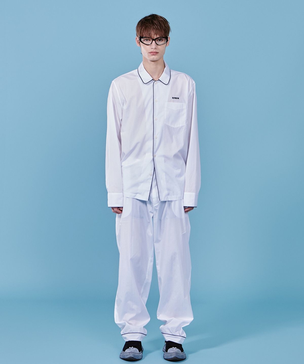 슬리피 존스(SLEEPY JONES) (U) 슬리피 존스 본봄 헨리 파자마 세트 엔드 온 엔드 화이트 BONBOM HENRY PAJAMA SET END ON END WHITE