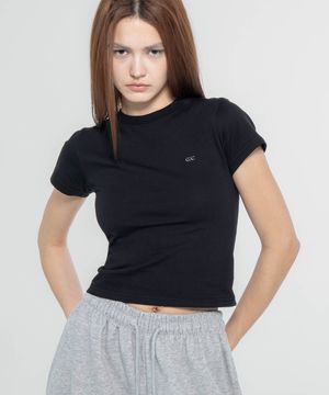 베이직 로고 슬림핏 티셔츠 블랙