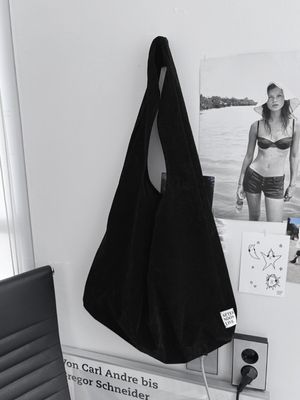 Suede Hobo bag (Black)