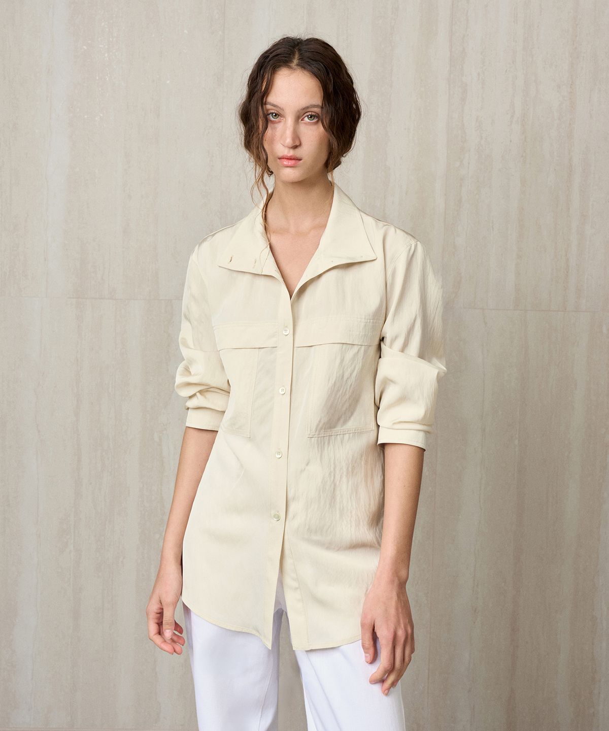 리이(RE RHEE) HIGH NECK BELTED SHIRT CREAM