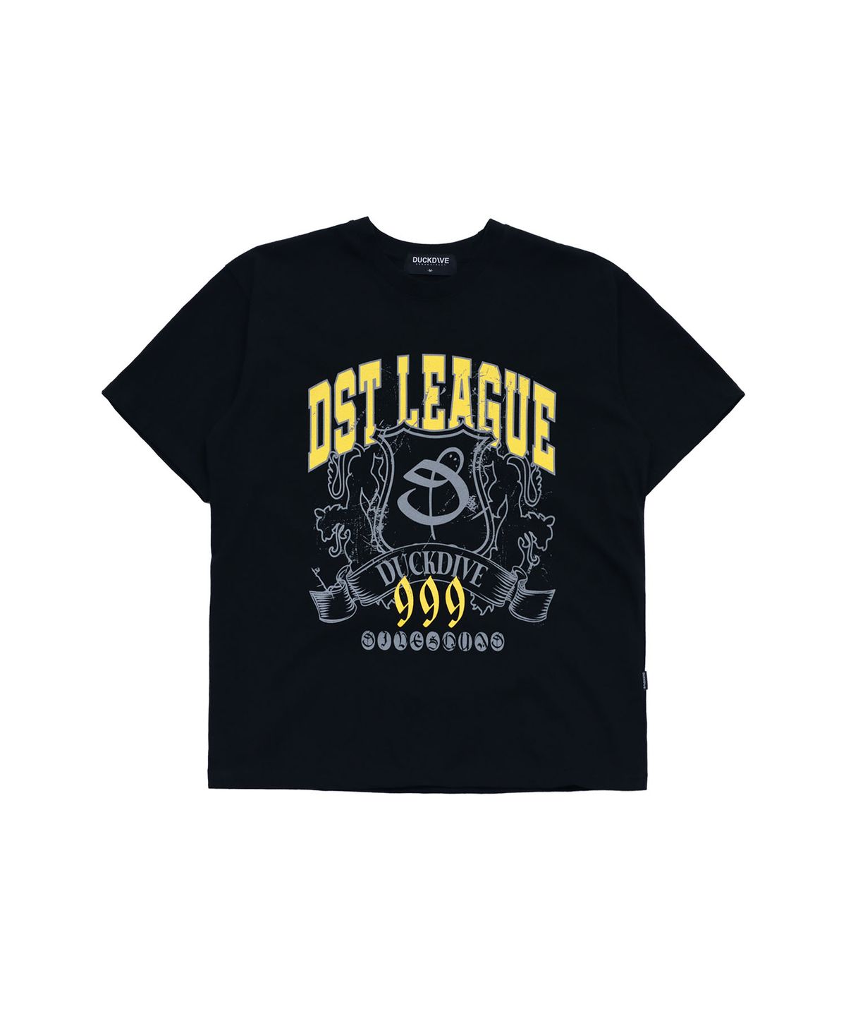 덕다이브(DUCKDIVE) DST 리그 쉴드 로고 티셔츠 블랙