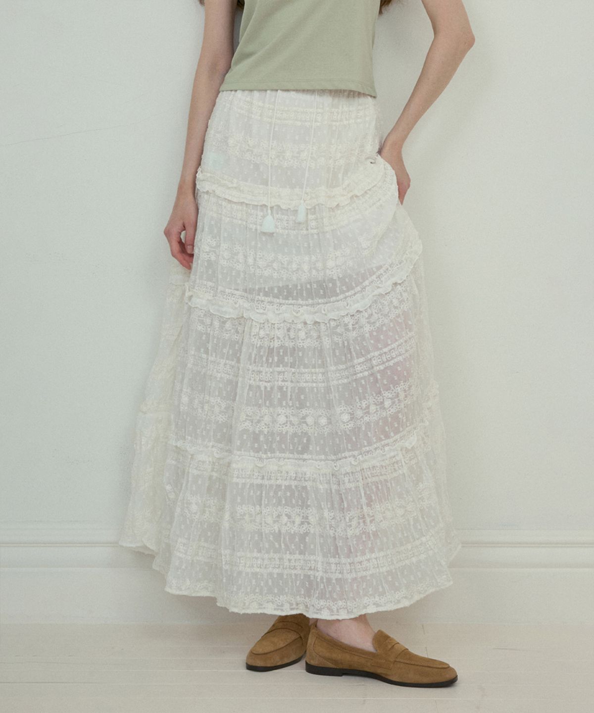 아우어노스텔지아(OURNOSTALGIA) Lace shirring cancan skirt_White(O25-SK06)