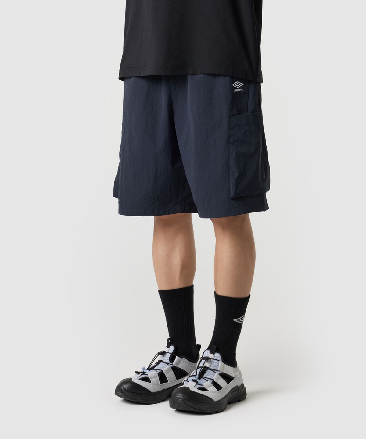엄브로(UMBRO) 하이웨이 5.5부 카고 반바지 네이비 UR223CHP41