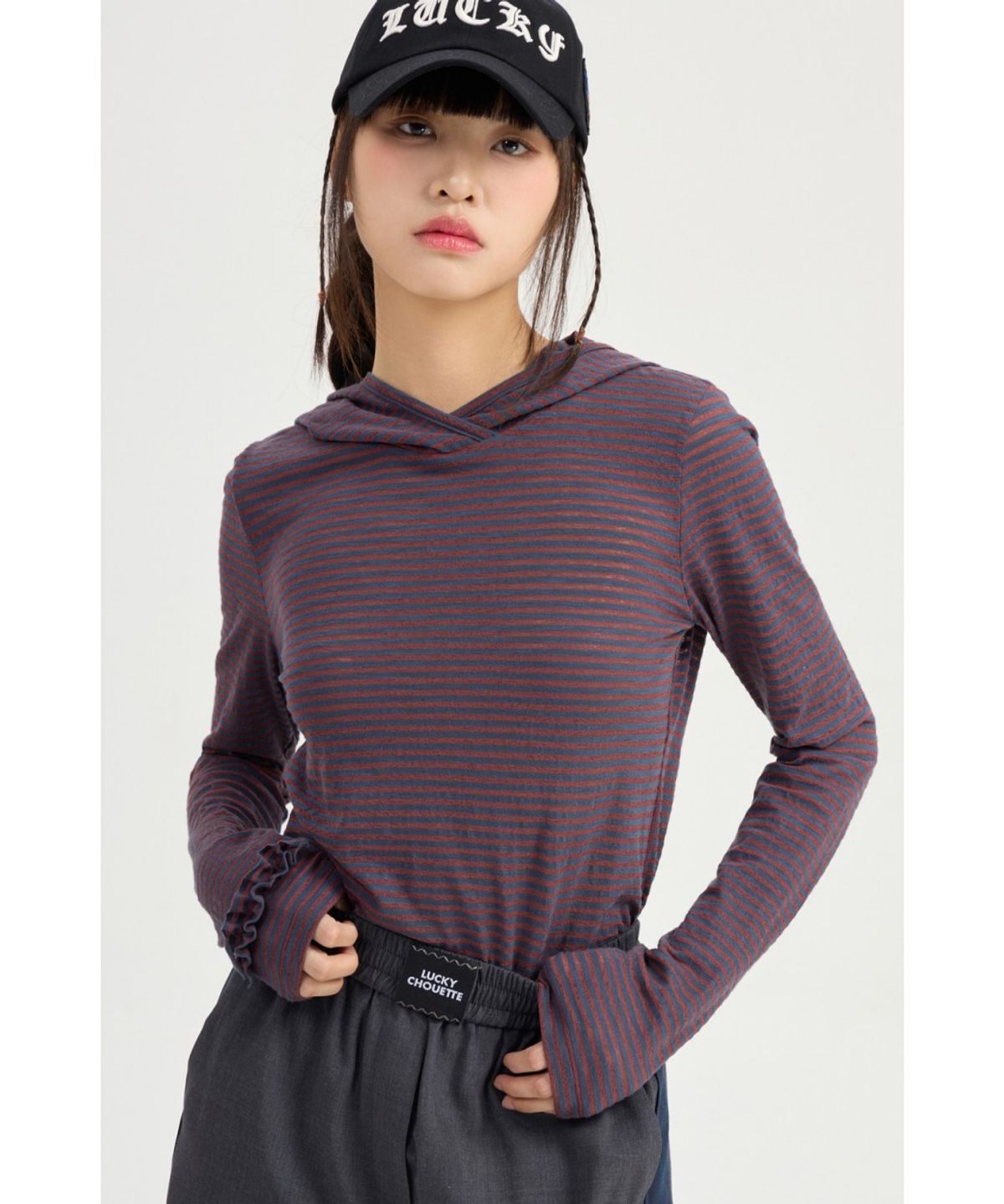 럭키슈에뜨(LUCKY CHOUETTE) Slim-fit Hood T-shirt LFTAX25455BRD