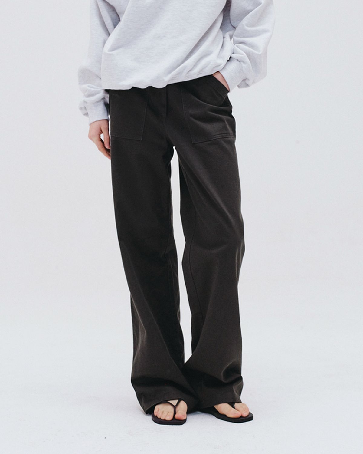 블루브릭(BLUEBRICK) Bio fatigue pants (charcoal)