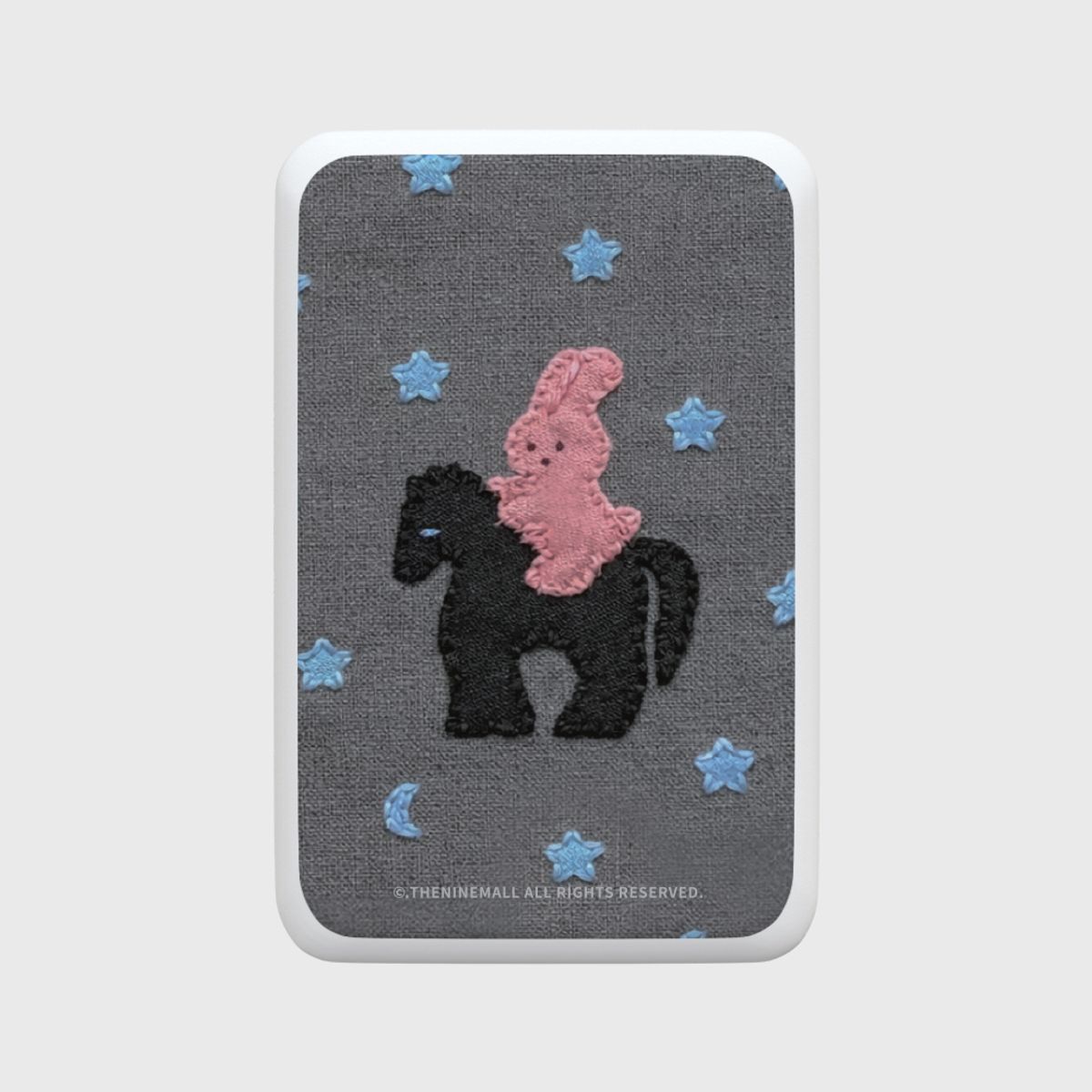 더나인몰(THE NINEMALL) stitch windy pony [맥세이프 보조배터리]