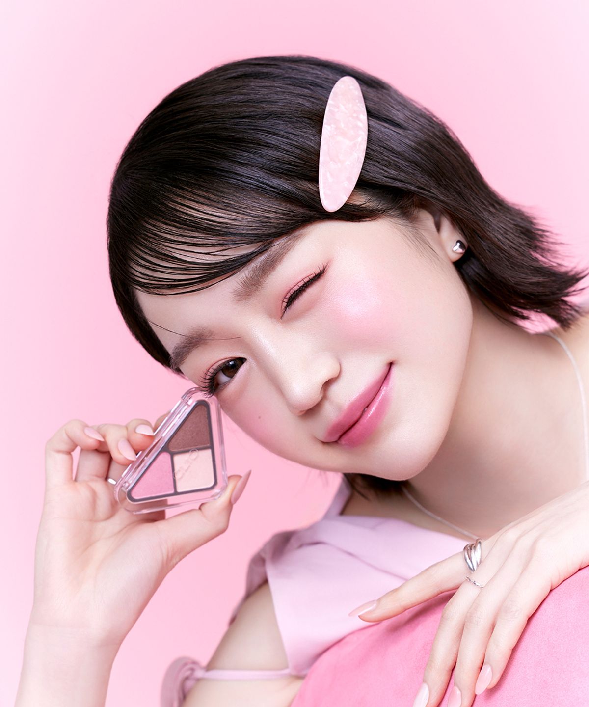 클리오(CLIO) 에센셜 섀도우 탭(01~05호)