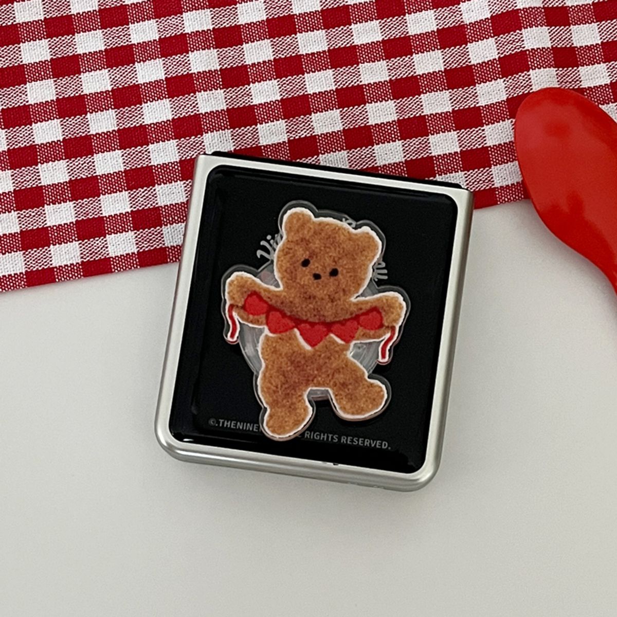 더나인몰(THE NINEMALL) stamp gummy Z플립 실버 맥세이프 범퍼케이스