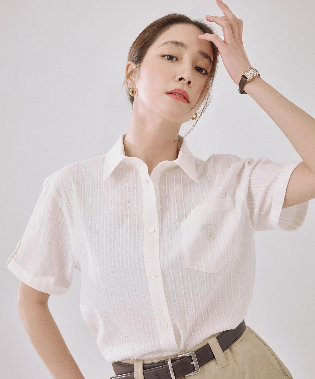 세터(SATUR) (W) 롤업 하프 셔츠 크림