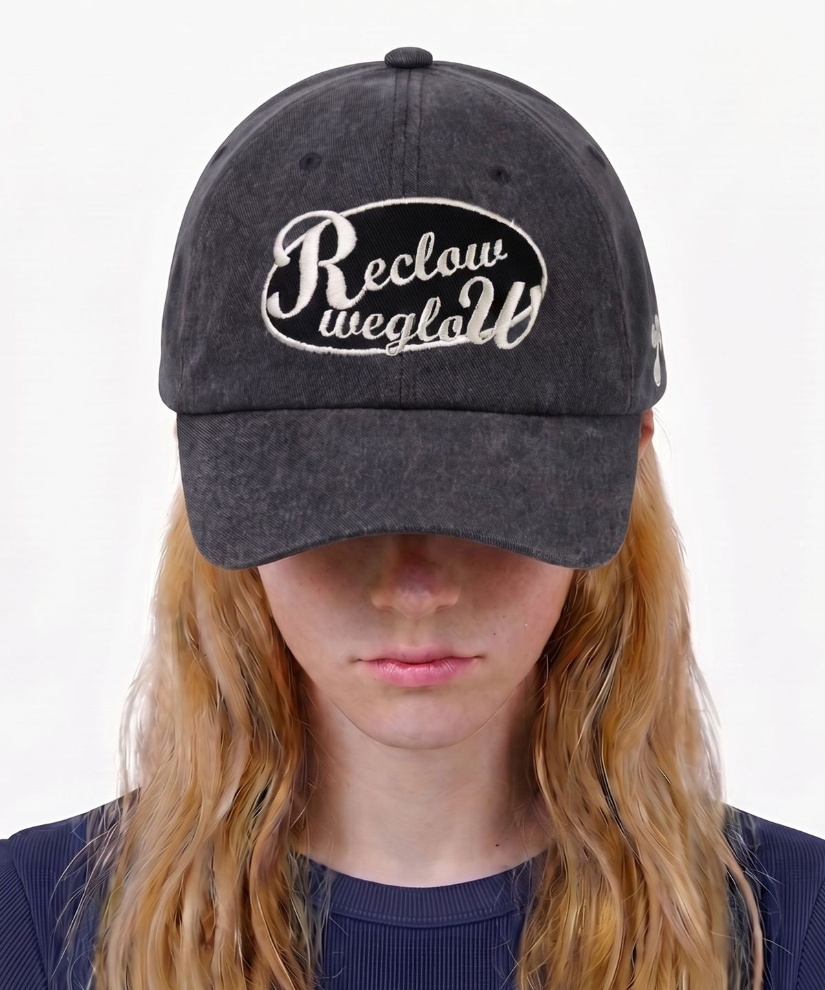 리끌로우(RECLOW) RC GLOW 로고 볼캡 CHARCOAL
