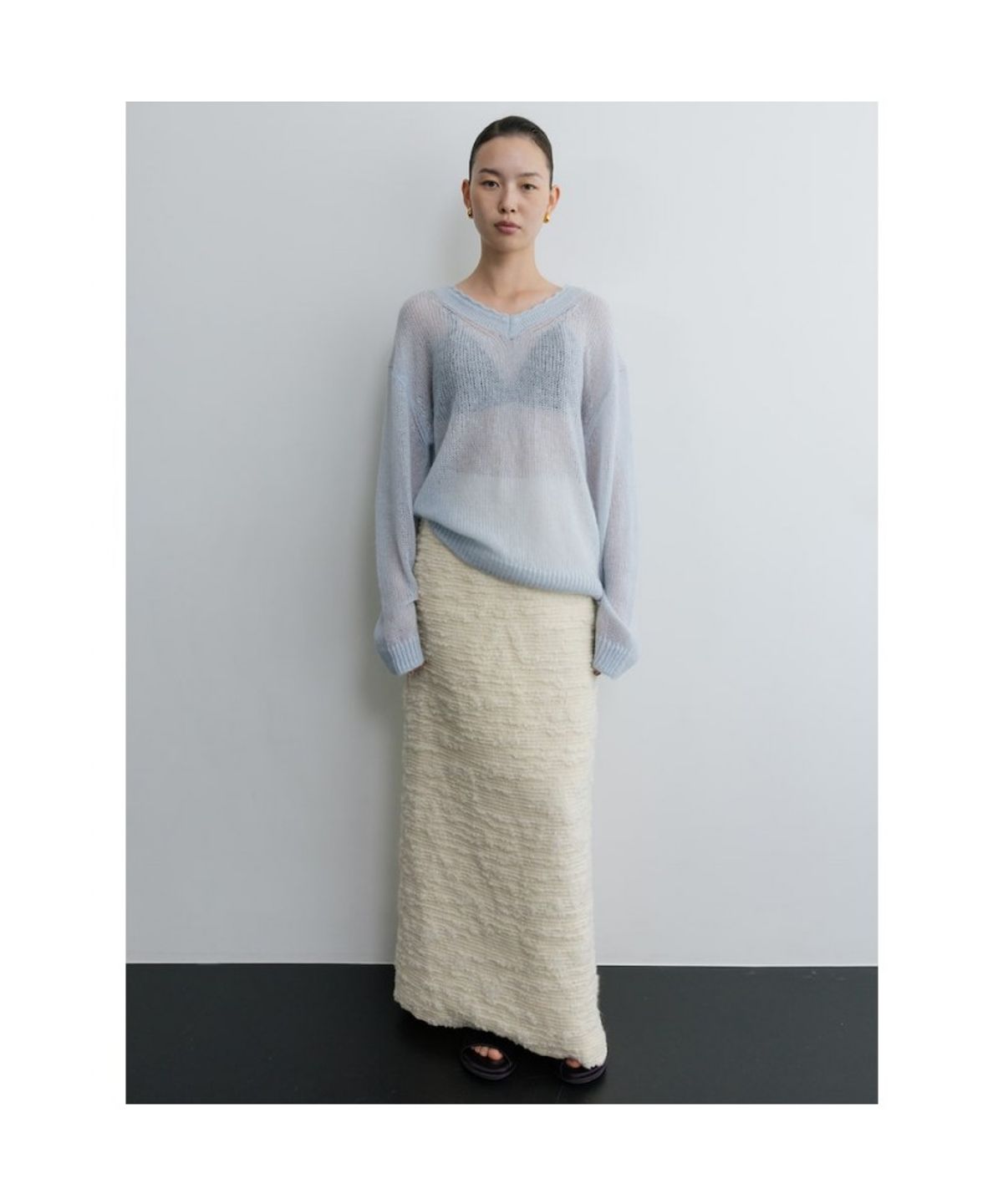 디애퍼처(THE APERTURE) Loosely V Neck Knit  Sky Blue (TA5751A08Q)
