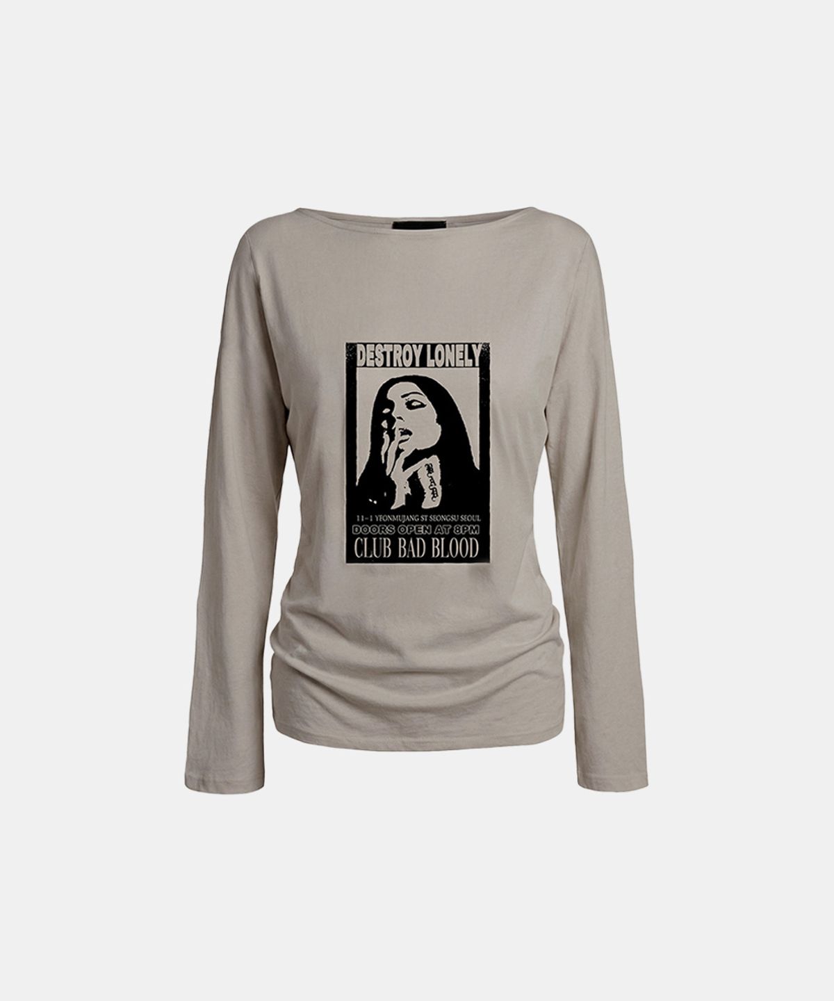 배드블러드(BADBLOOD) CLUB BAD POST Boat Neck T-Shirt - Sand