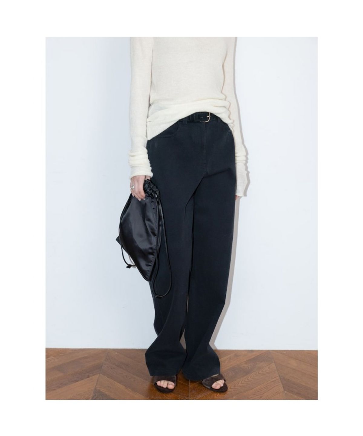 디애퍼처(THE APERTURE) Slim Chino Pants  Black (TA6221A025)