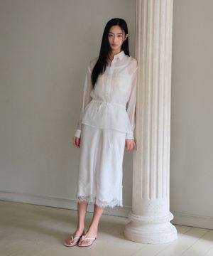 Soft Lace Midi Skirt (Ivory)