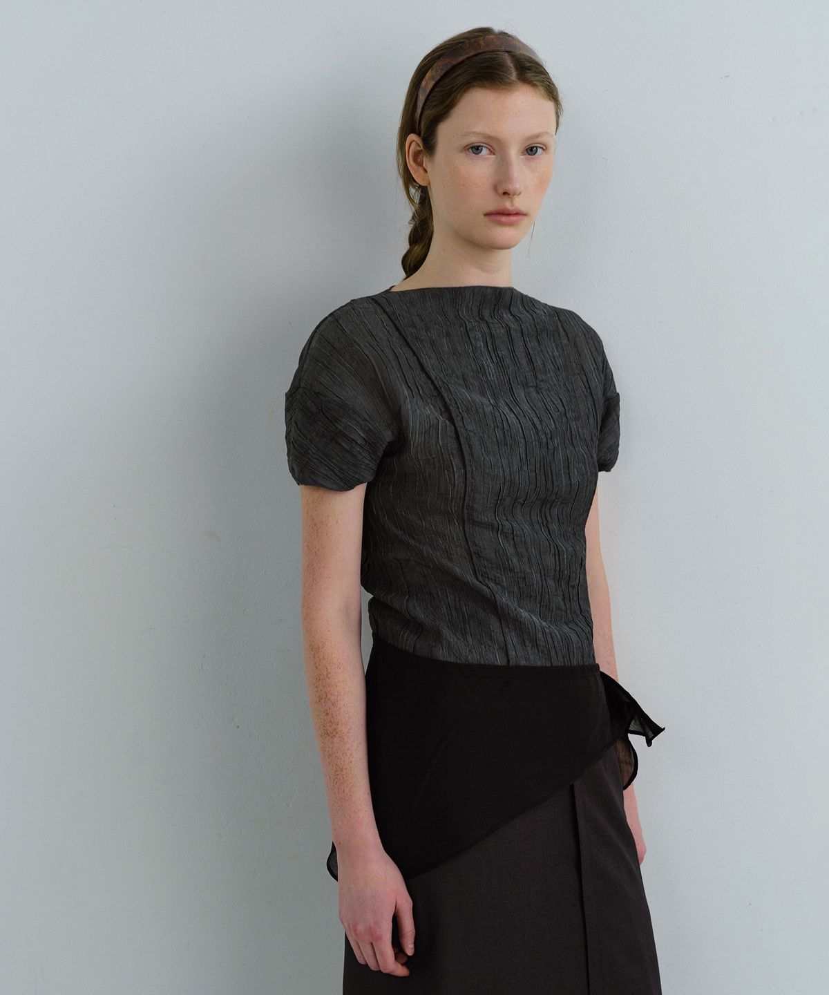아우브아워(AUBOUR) lace button scarf (black)
