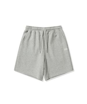 에센셜 트레이닝 쇼츠-다크 그레이