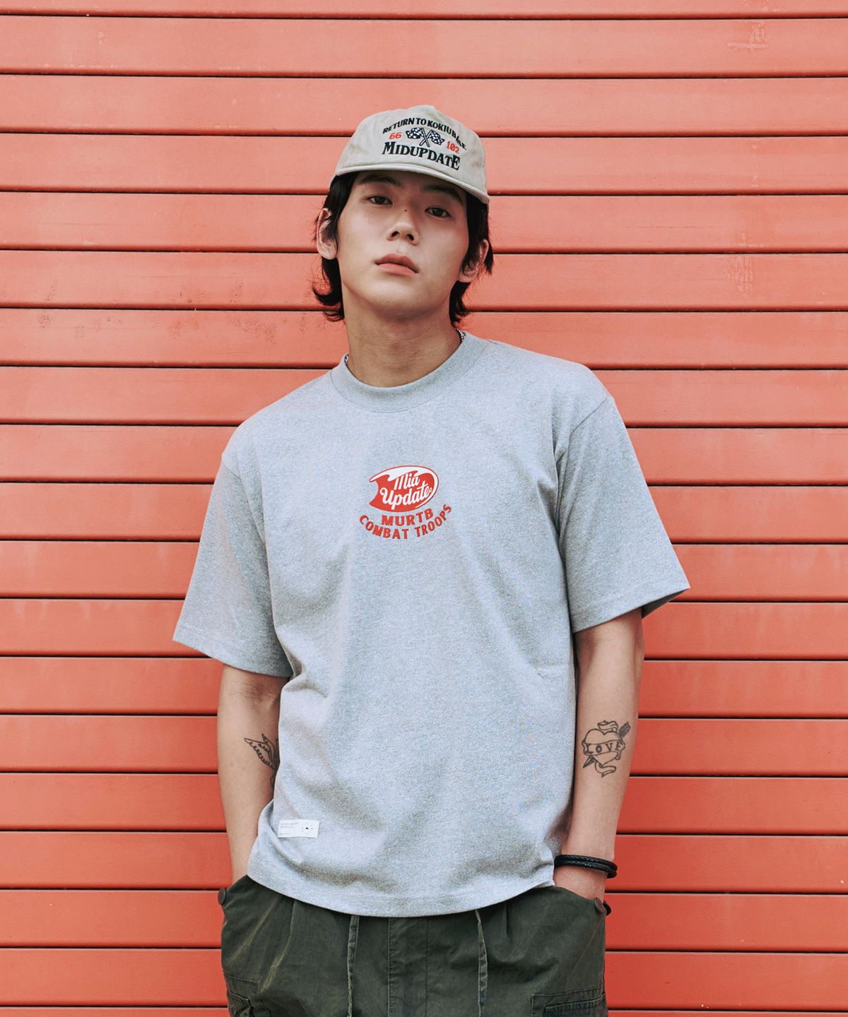 미드업데이트(MIDUPDATE) MKB Logo print T shirts Gray