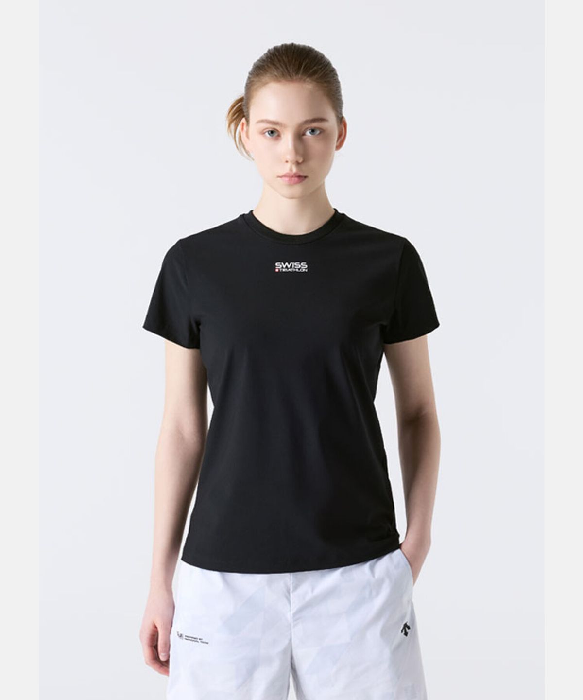 데상트(DESCENTE) 스위스 트라이애슬론 쿨링 트리코트 반팔 티셔츠 블랙 SR223ITS59