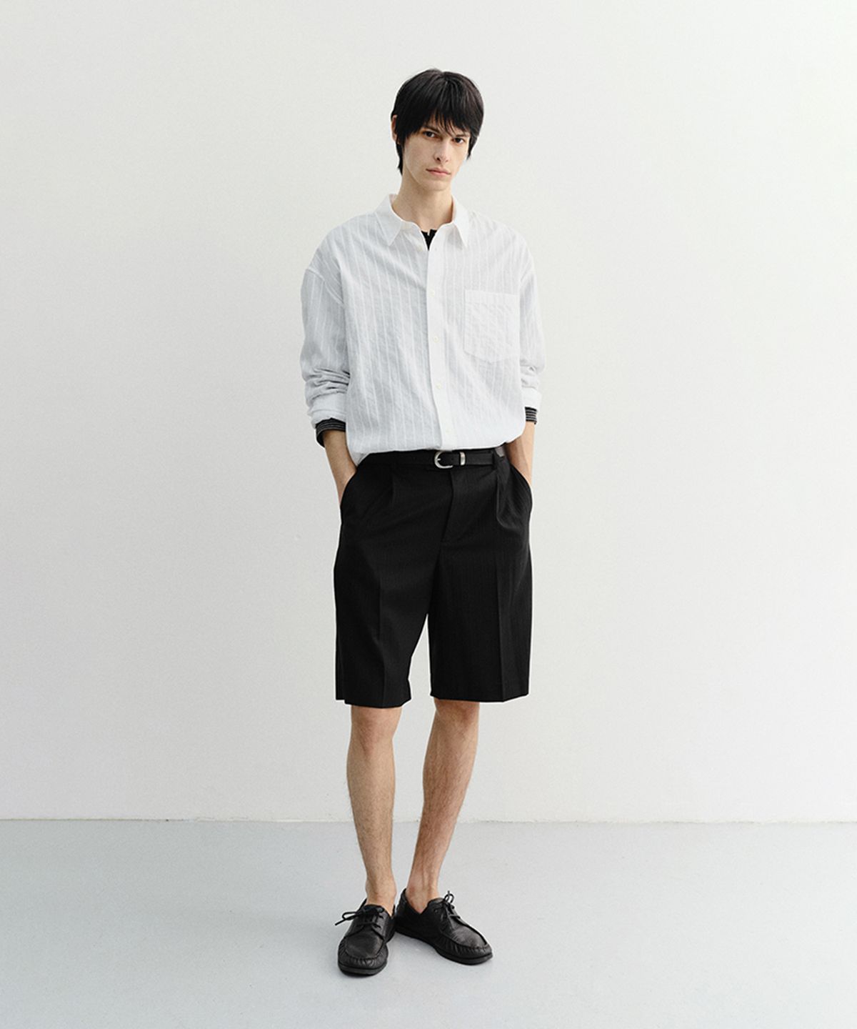 던스트 포 맨(DUNST FOR MEN) PLEATED BERMUDA SHORTS_UDPA6B322_BLACK