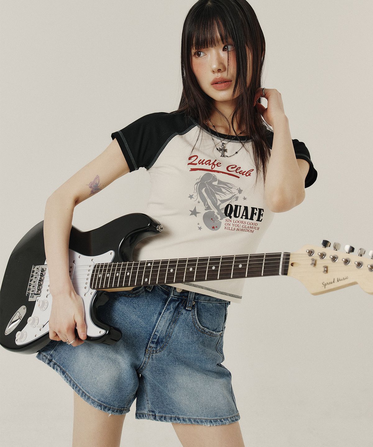 꾸아페(QUAFE) RAGLAN GRAPHIC SLIM T-SHIRT_2color