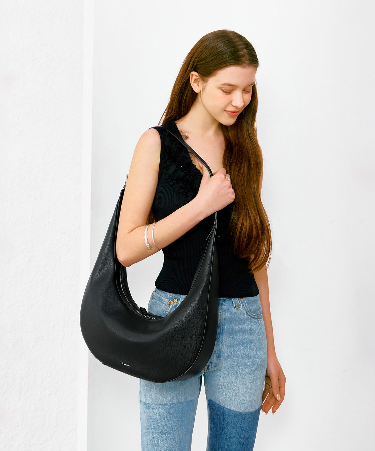 끌라베(CLAVE) 슬론 블랙 숄더백(SLOANE Black Shoulder Bag)