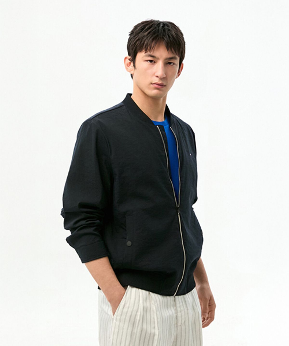 타미힐피거(TOMMY HILFIGER) 나일론 블렌드 레귤러 핏 봄버 자켓 (T12G1WOT702ML1DW5)