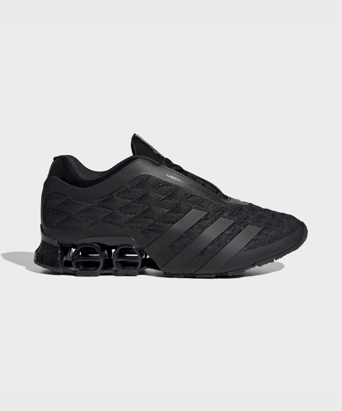 아디다스(ADIDAS) 메가라이드 S2 - 블랙:아이언메탈릭 / KJ8863