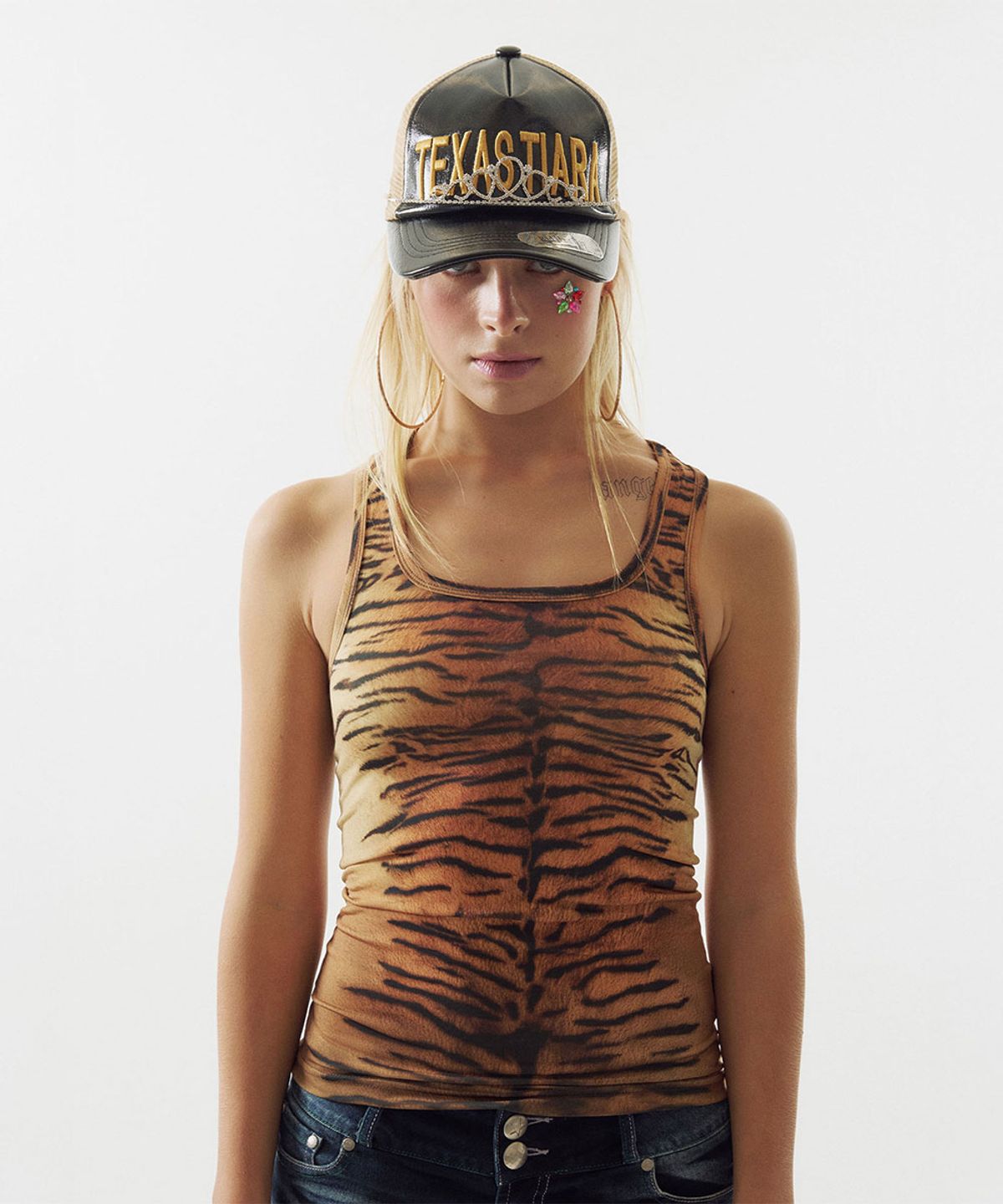 스컬프터(SCULPTOR) Queen Trucker Cap Metallic Black