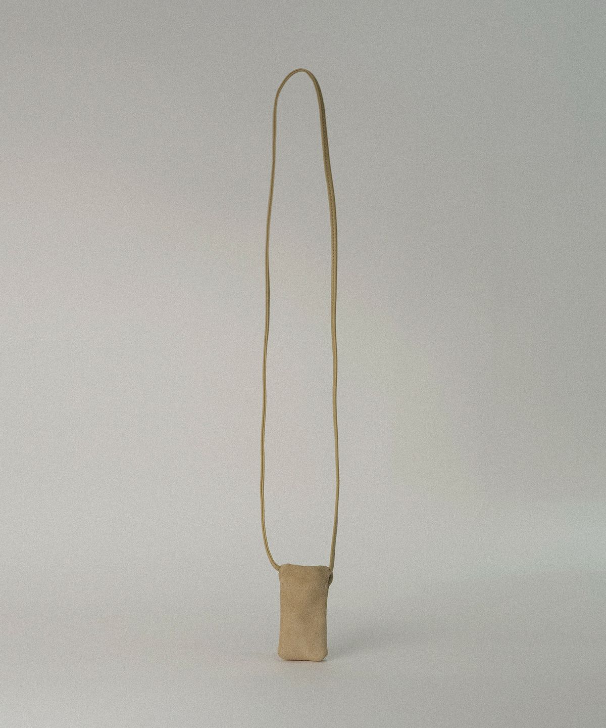 아우브아워(AUBOUR) lip balm bag (suede beige) _ from Italy